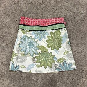 Reversible cotton skirt with pouch and reversible belt floral pattern